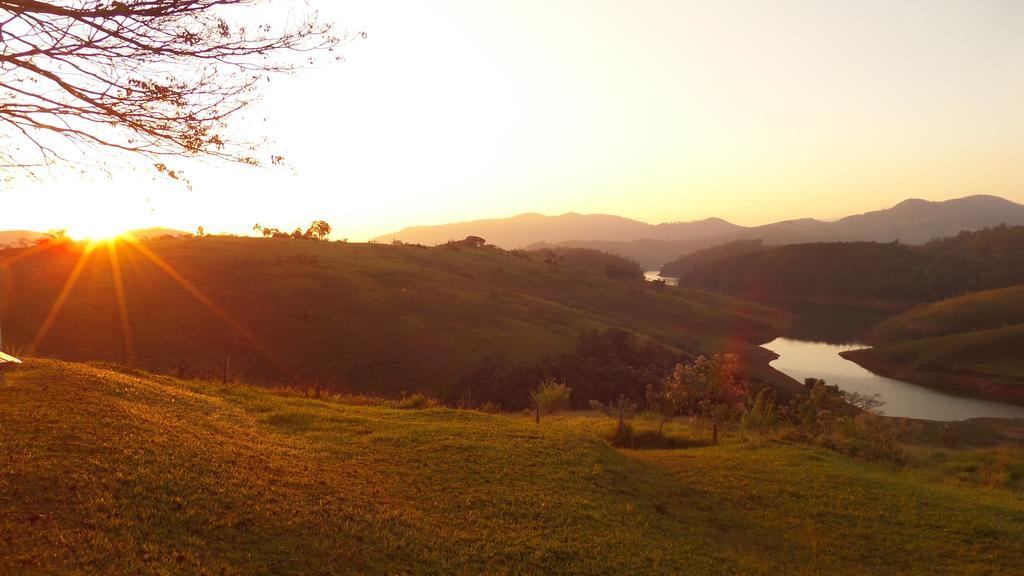 Pousada Canto do Lago Piracaia Exterior foto