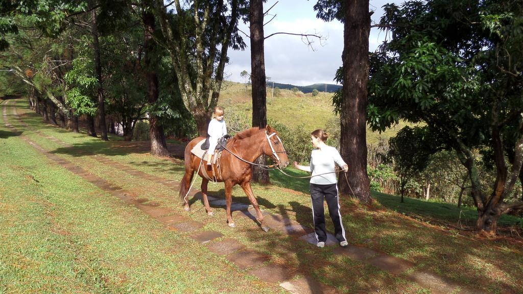 Pousada Canto do Lago Piracaia Exterior foto